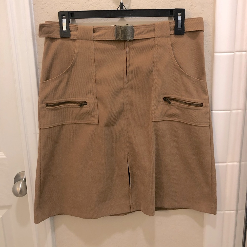 Exact Change corduroy skirt w belt size 7